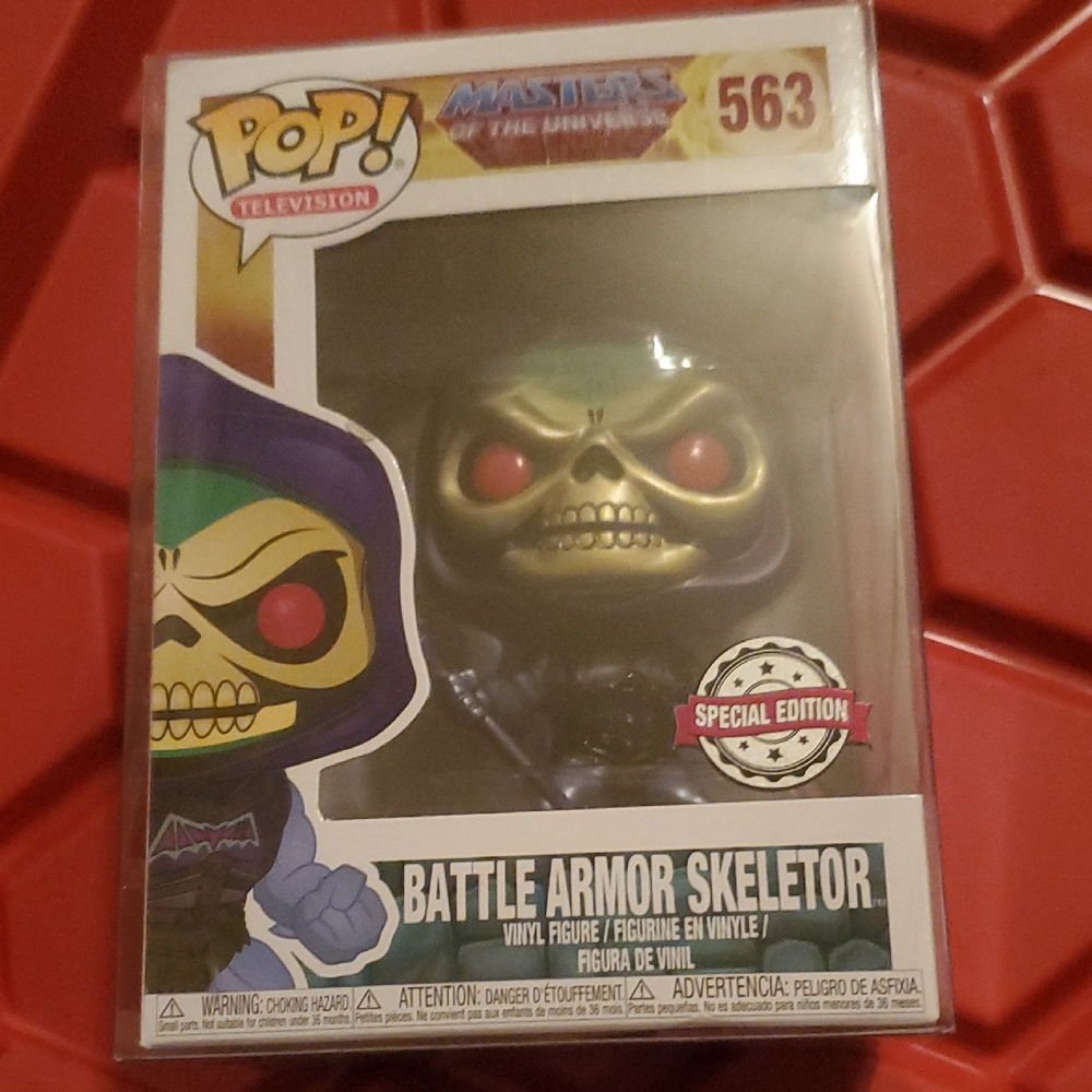 Masters Of The Universe Battle Armor Skeletor #563 Special Edition Funko Pop